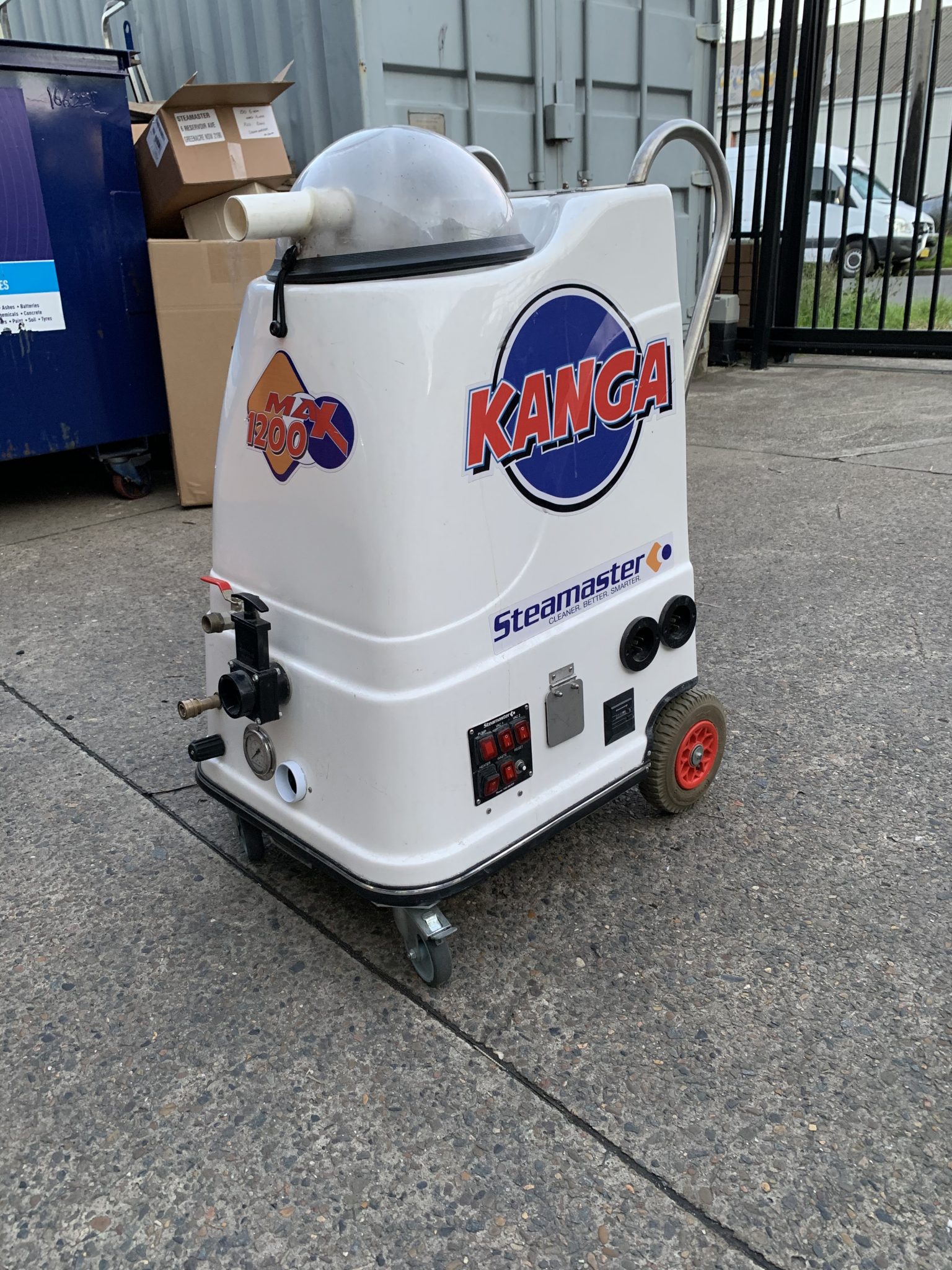 Kanga 1200 Carpet & Upholstery Cleaning Equipment Package( Used)